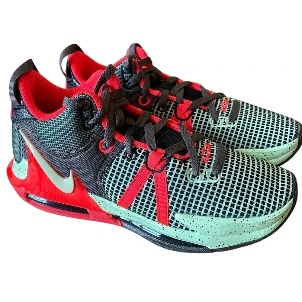 Nike LeBron Witness VII Basketball Shoes Black Barely Volt DM1123-001 Mens 10.5